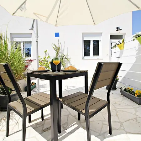 Apartment Luxury Gold And Grey Zadar