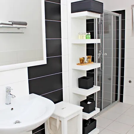 Apartment Luxury Gold And Grey *
